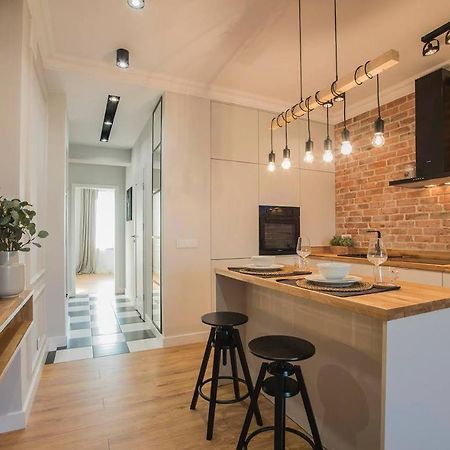 Modern Flat In The Centre - By Hik Apartments ワルシャワ エクステリア 写真